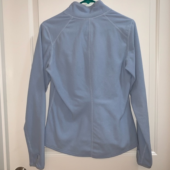 The North Face fleece pull over sweater. - Picture 6 of 6